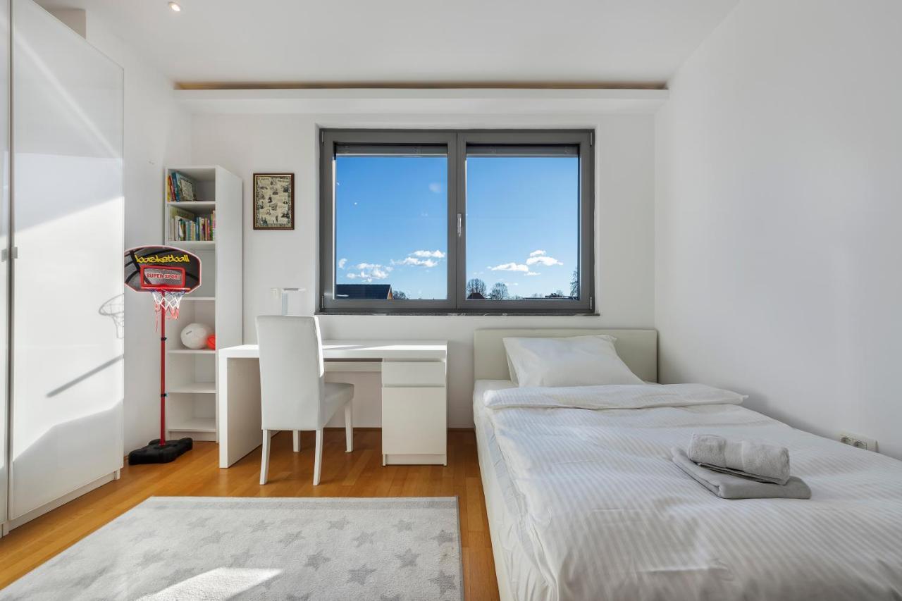 Contemporary Apartment With Rooftop Terrace In Maribor Dış mekan fotoğraf